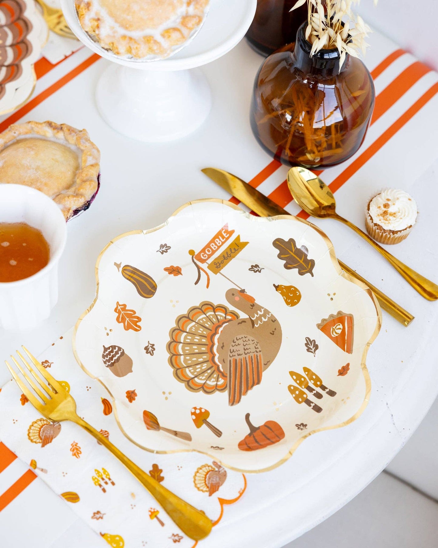 “Feast Mode” 🦃 Thanksgiving Icons Plates