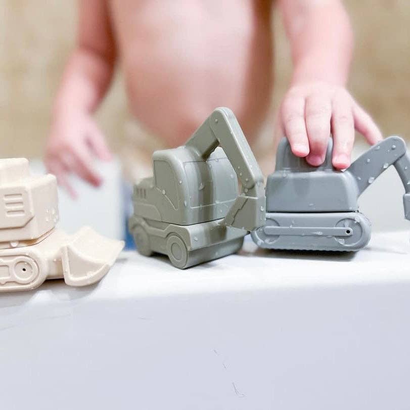“Grant’s Truck” 🛻 Bath Beach Pool Water Toys