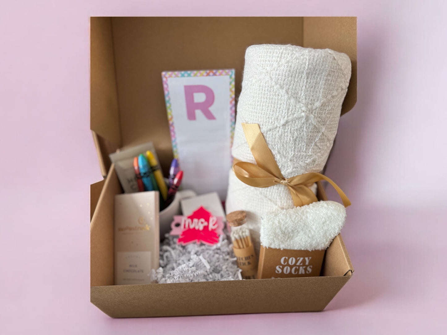 "Custom Mother’s Day Gift Box" 💝 – "Do Me a Favor" Personalized, Curated & Full of Love