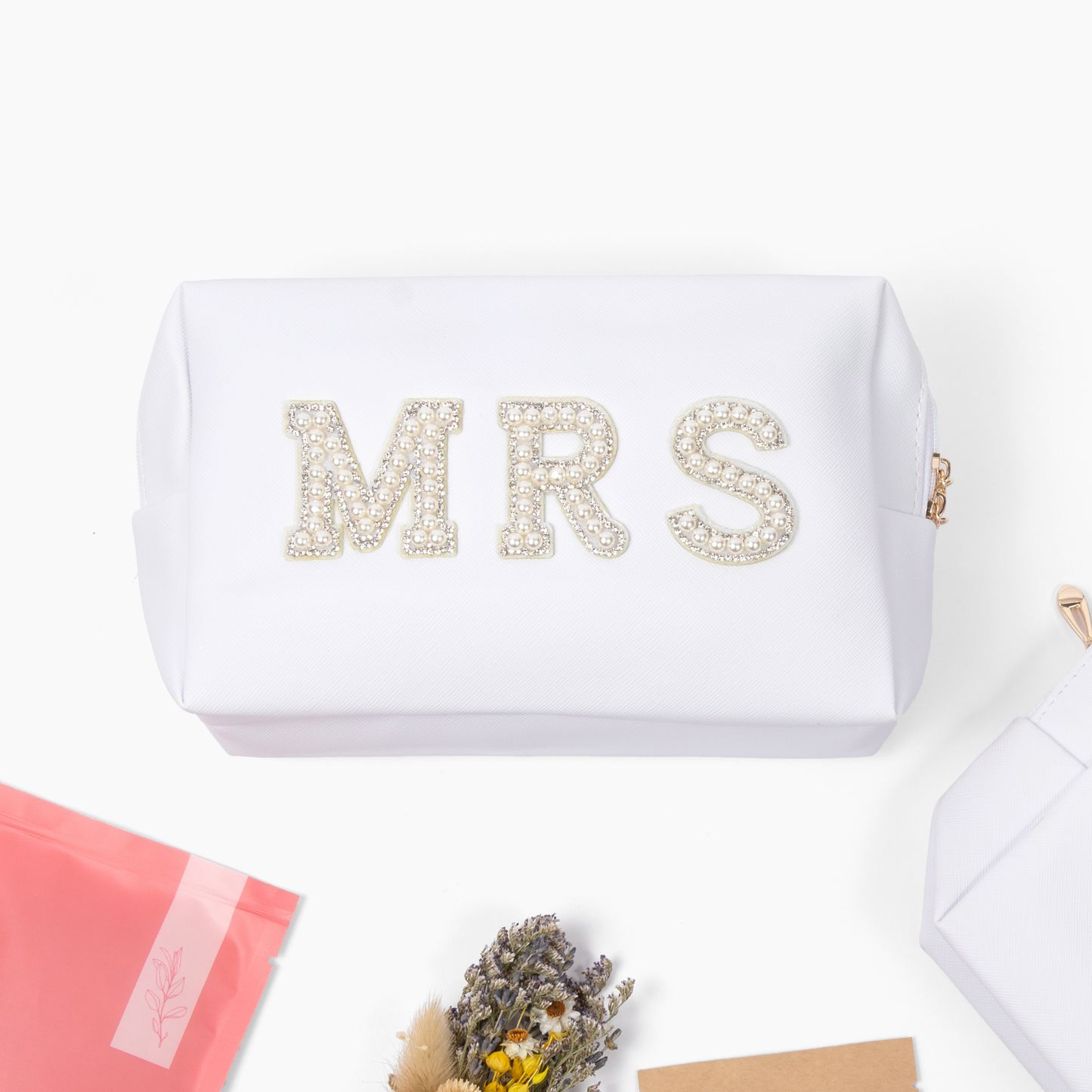 “Mrs. Bridal” 👰♀️ Beauty Cosmetics Pouch - Makeup Bag for Brides