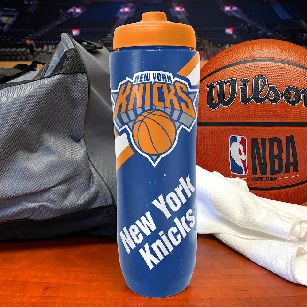 “Courtside Squeeze” 🏀 New York Knicks Water Bottle by CGO