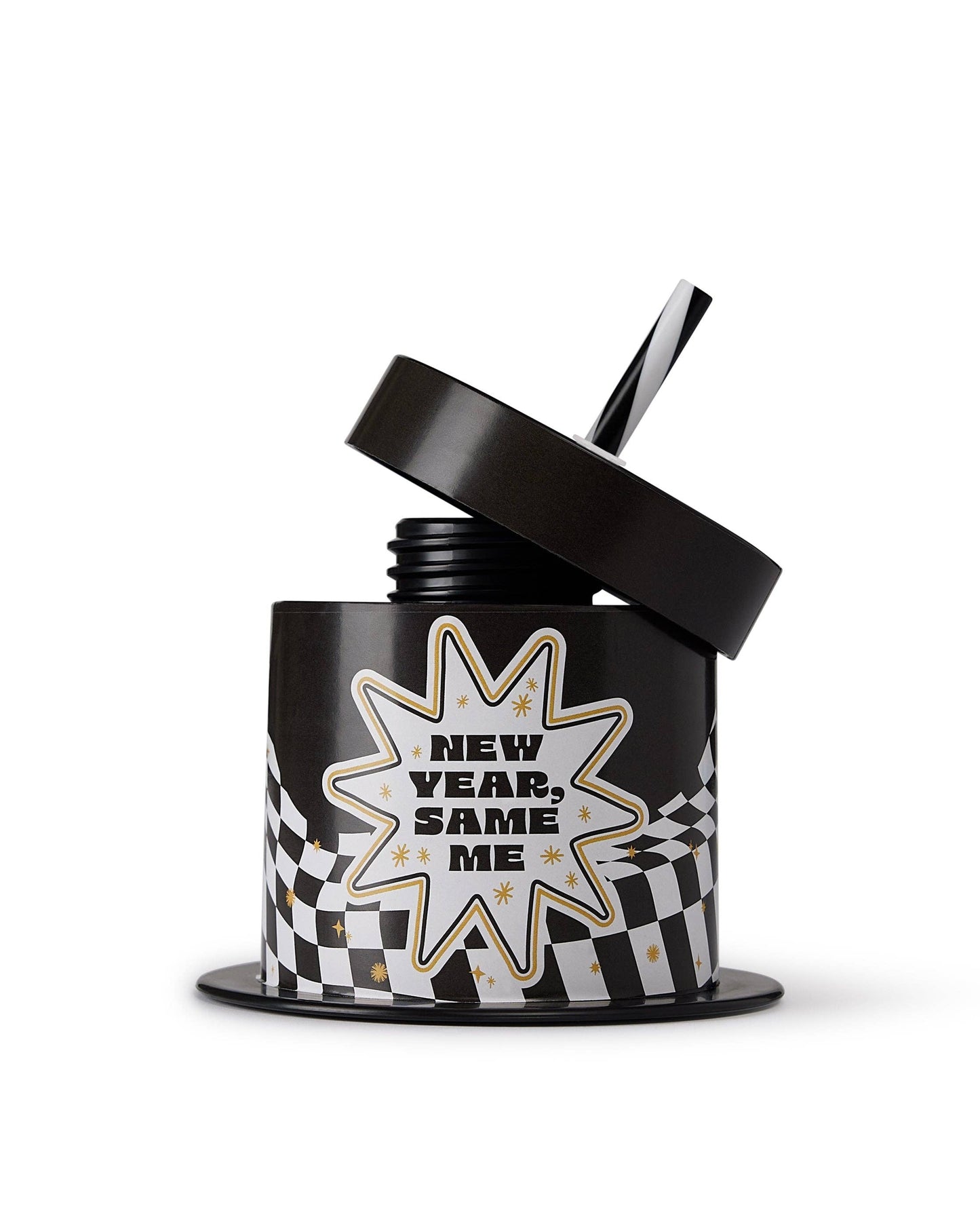 “New Year, Same Me” ✨ NYE Party Cups