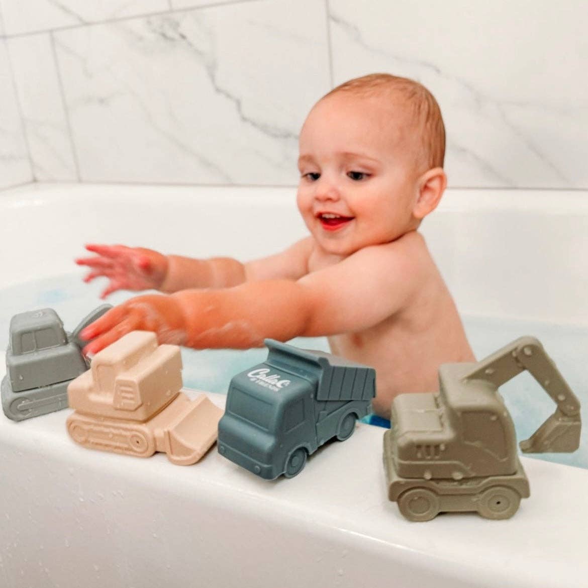 “Grant’s Truck” 🛻 Bath Beach Pool Water Toys