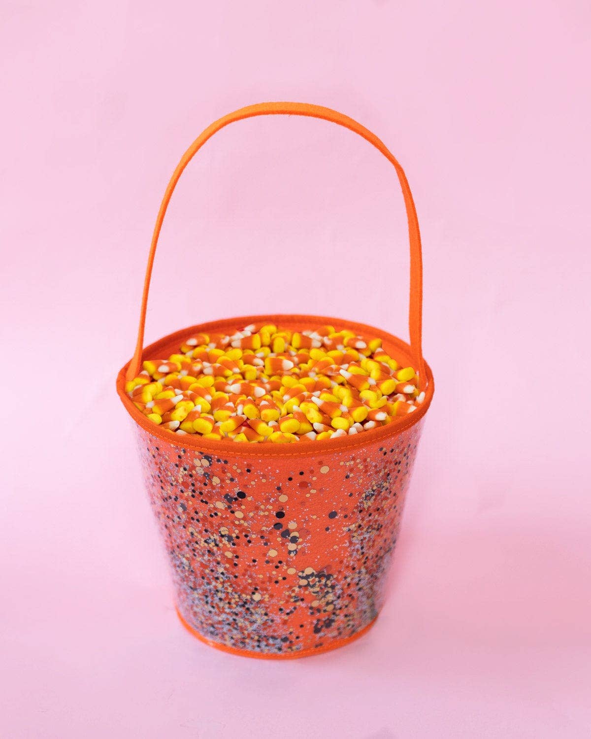 “Bucket of Boos” 🍬 Confetti-Filled Treat Bucket