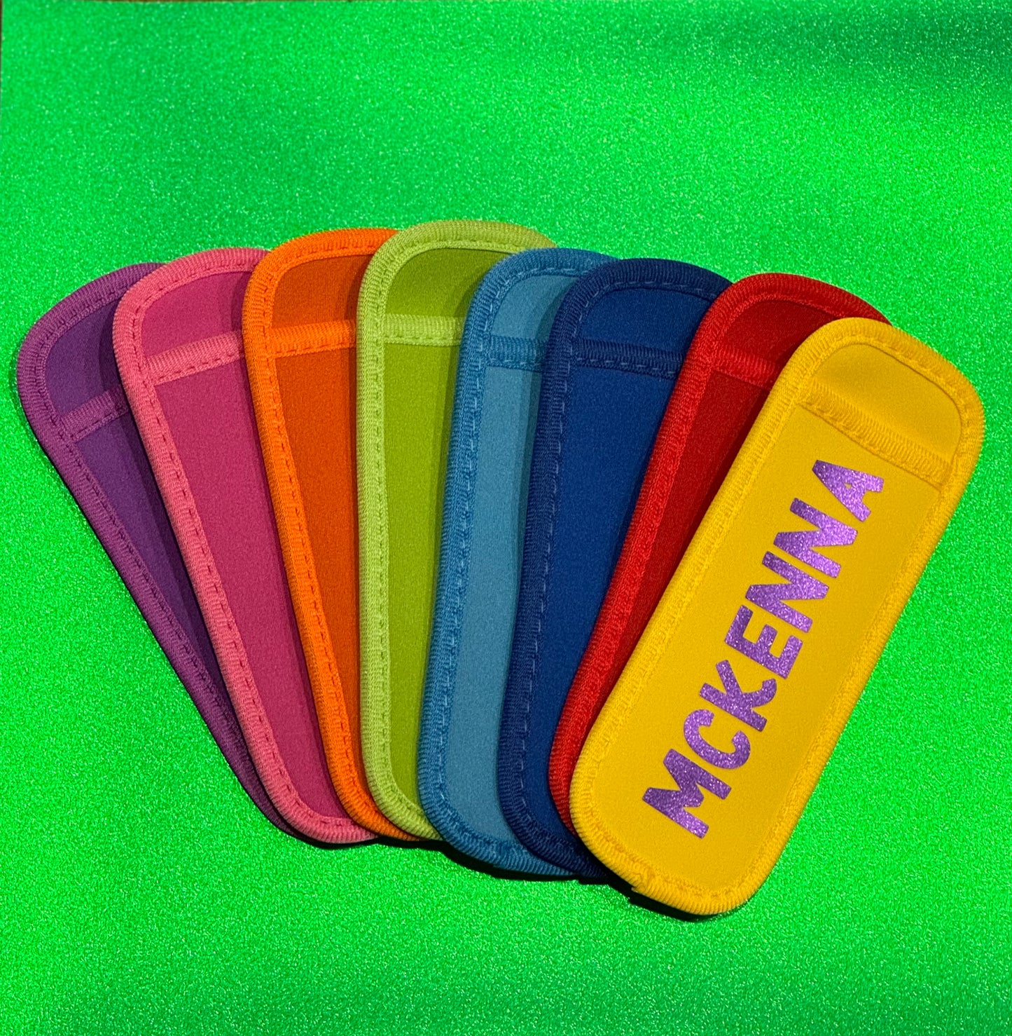 Personalized ice cream pop holders designed to add fun to any ice cream social. Perfect for ice cream lovers and kids' birthday parties, these custom holders make every lick feel special and playful. Ideal for ice cream-themed parties, they come in assorted colors and can be used as party favors, place cards, or decorations for any celebration. Get ready for extreme cravings and uncontrollable smiles with these delightful ice cream holders!