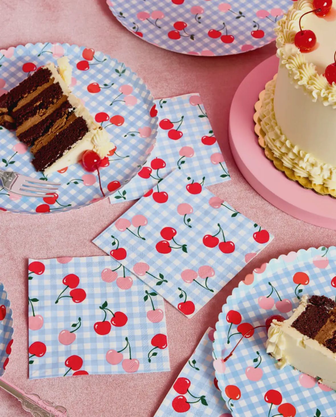 Cherry-Themed Paper Plates – 9" Scalloped Edge Plates for Birthdays & Picnics