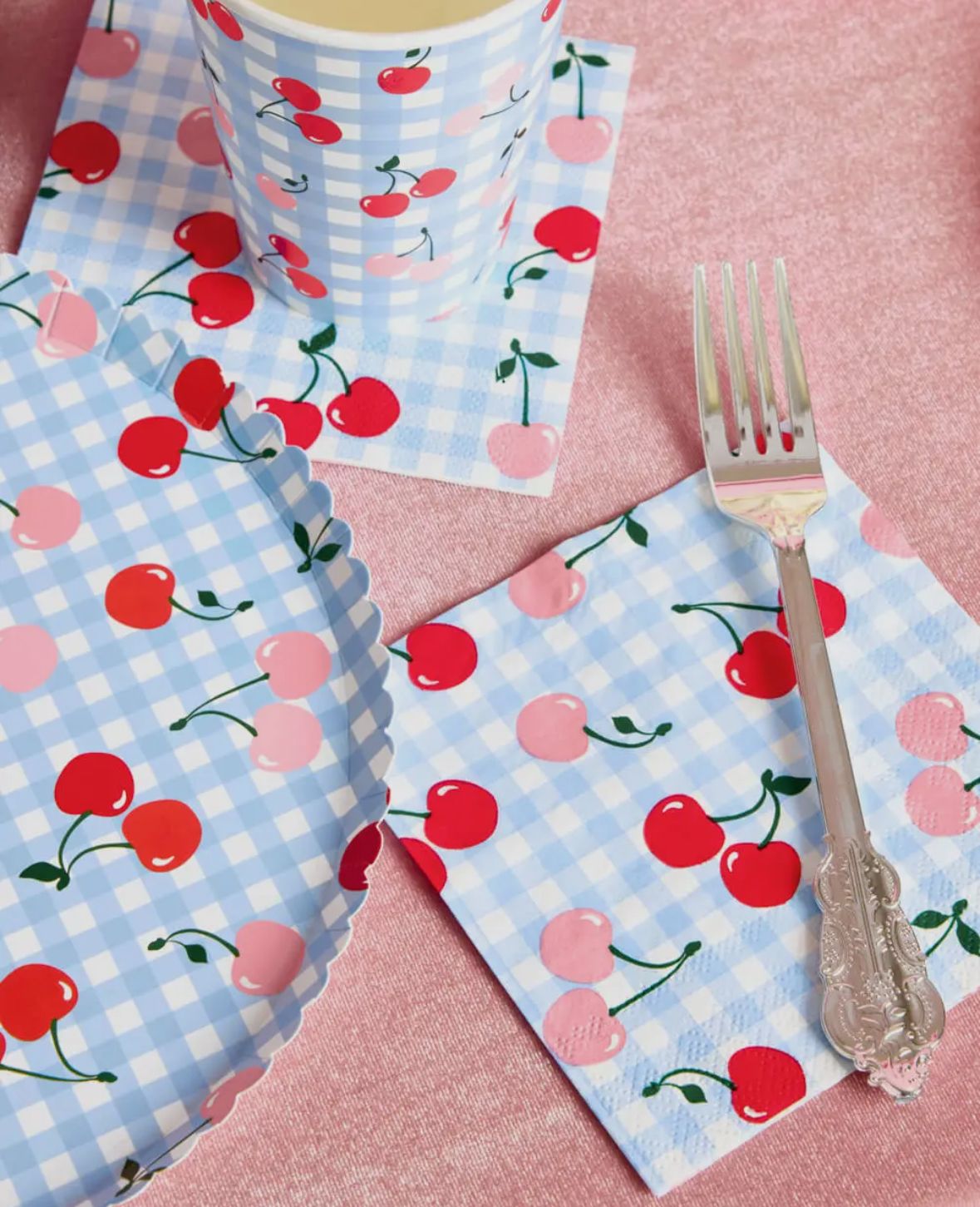 Sweet Cherry Paper Plates – Stylish & Sturdy 9” Plates with a Scalloped Edge