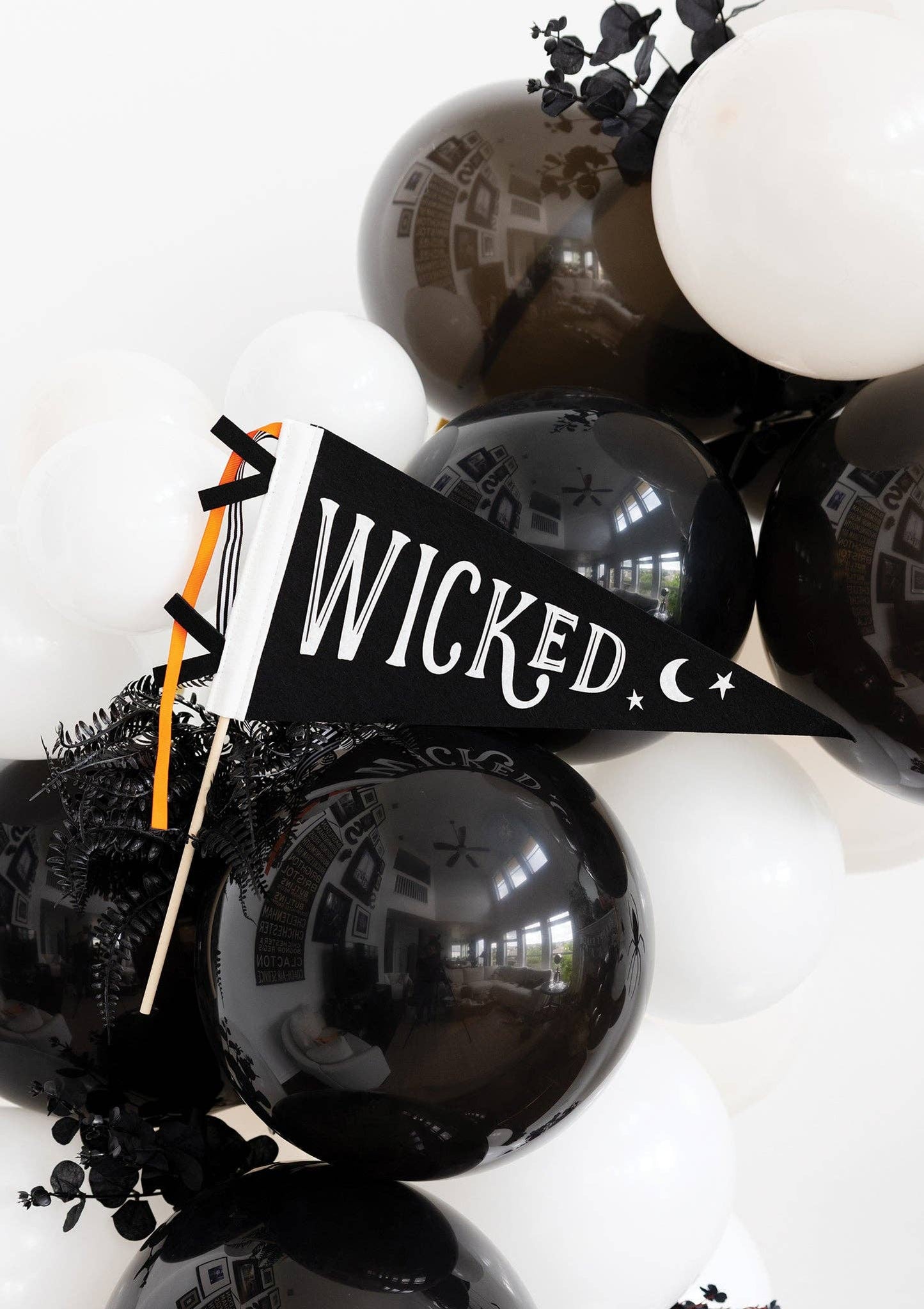 “Wicked Wins” 🧙 Felt Halloween Pennant
