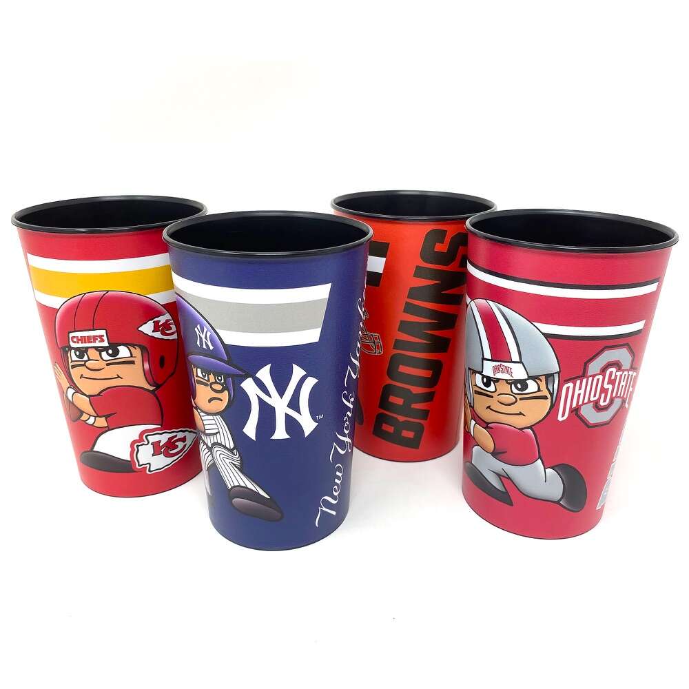 “Sip Sip Hooray!” 🏆 Team Spirit Cups (New England Patriots Party Cup 4-Pack)