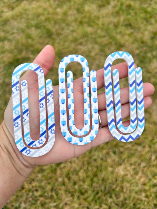 “Page Eight” 🕎 Hanukkah Paperclip Bookmark Set for Teachers by BB’s Shebang