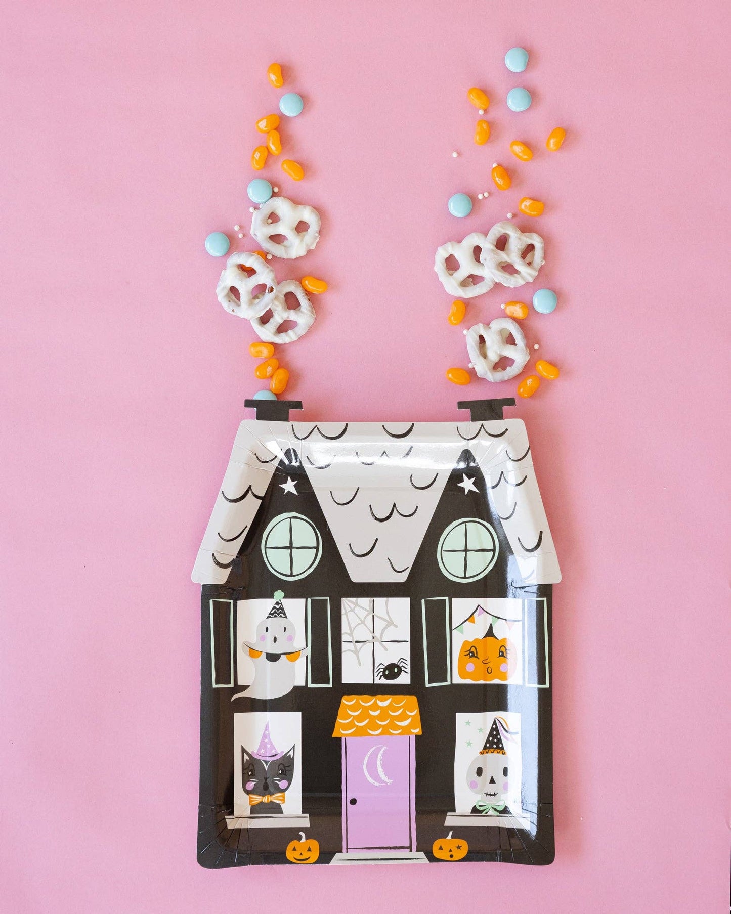 “Haunt & Serve” 🏚️ Spooky House Shaped Plates