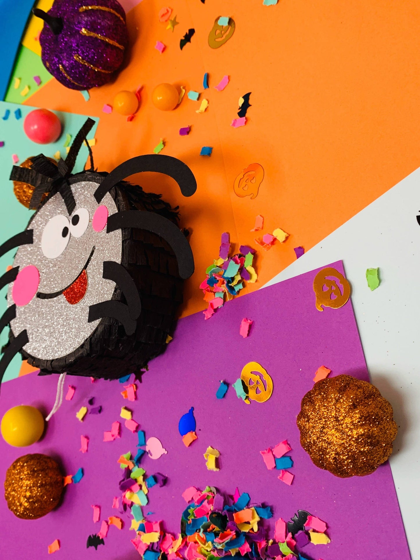 “Charlotte” 🕷️ Mini Spider Piñata Halloween Indoor Decoration
