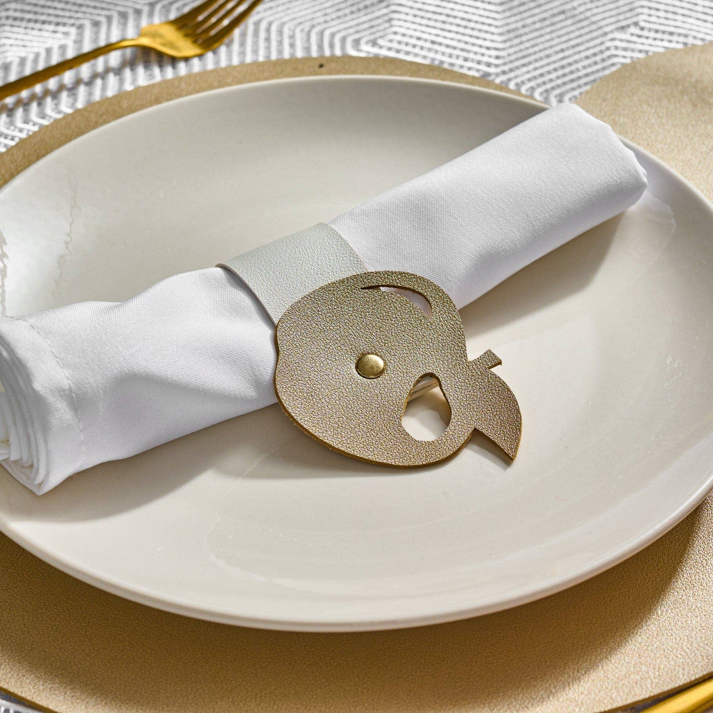 Leather Apple Napkin Wraps: Gold