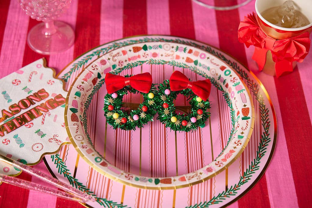 “Eye’ll Be Home for Christmas” 😎 Holiday Wreath Party Glasses by Packed Party