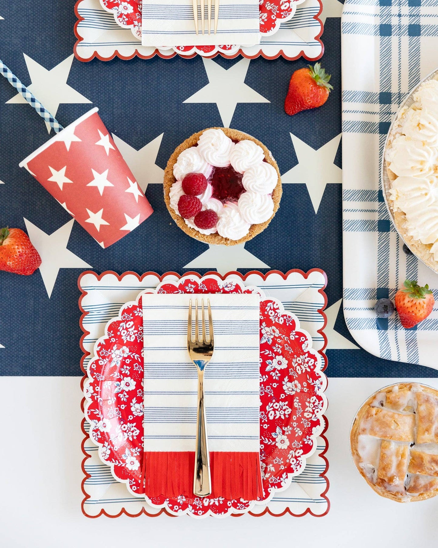 “Star Spangled Runner” ⭐️ Blue Star Table Runner