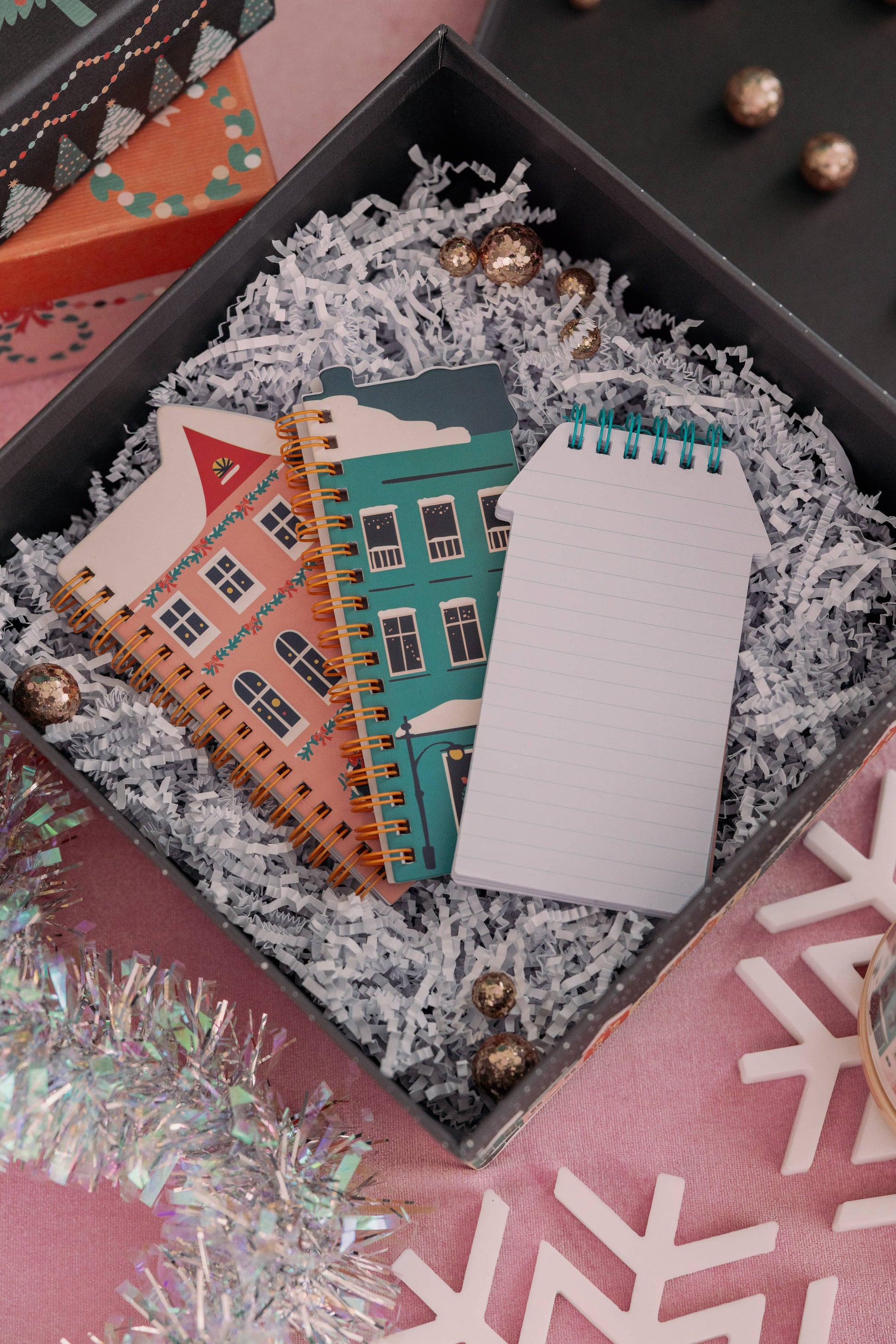 Festive holiday stationery gift set