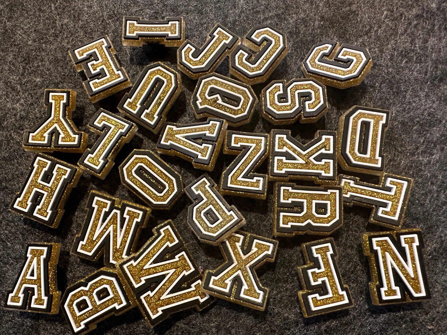 "Letter Drop" ✨ Gold Bling Alphabet Croc Charm — Letter W by JuliesDecal