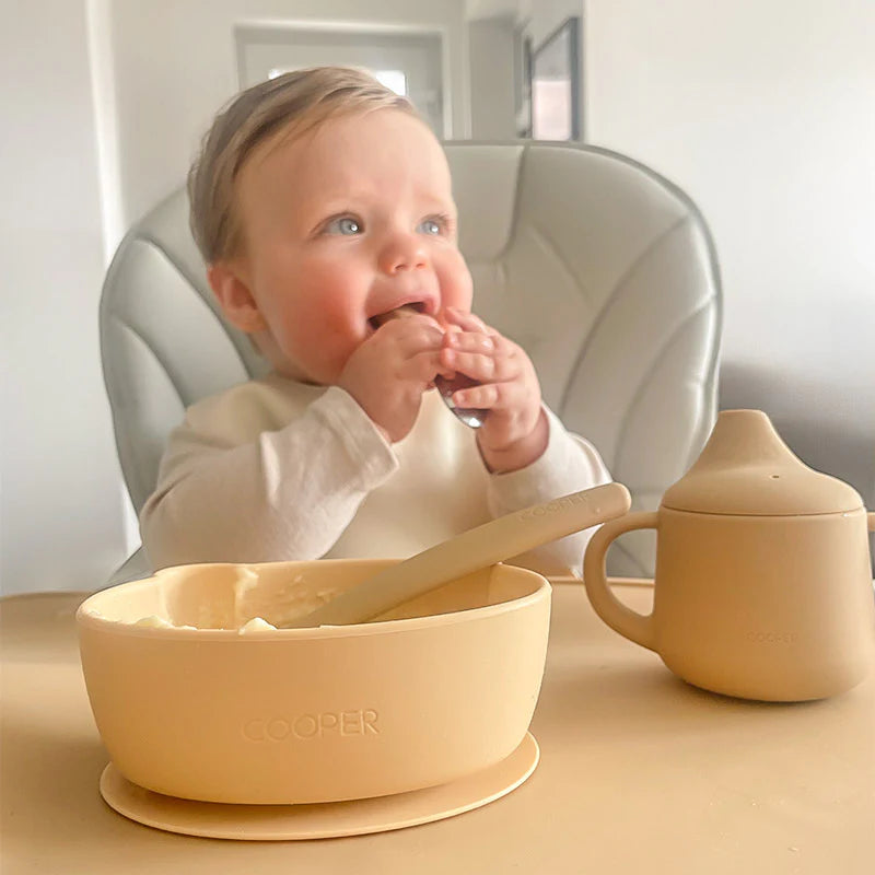 Baby’s First Bites Gift Set – Dishwasher-Safe Silicone Suction Bowl & Plate