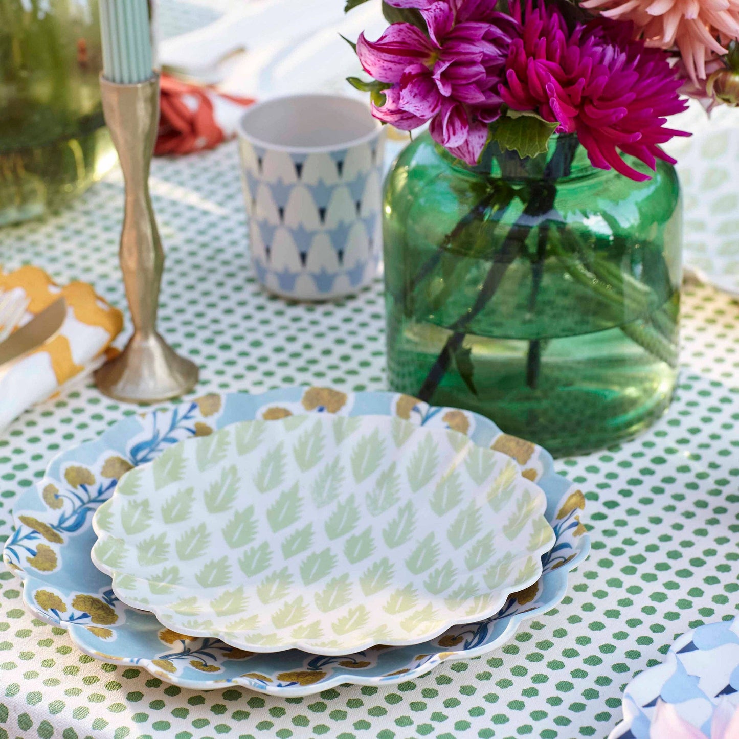 "Plated Perfection" 🌷 Reusable Floral Large Plates by Meri Meri