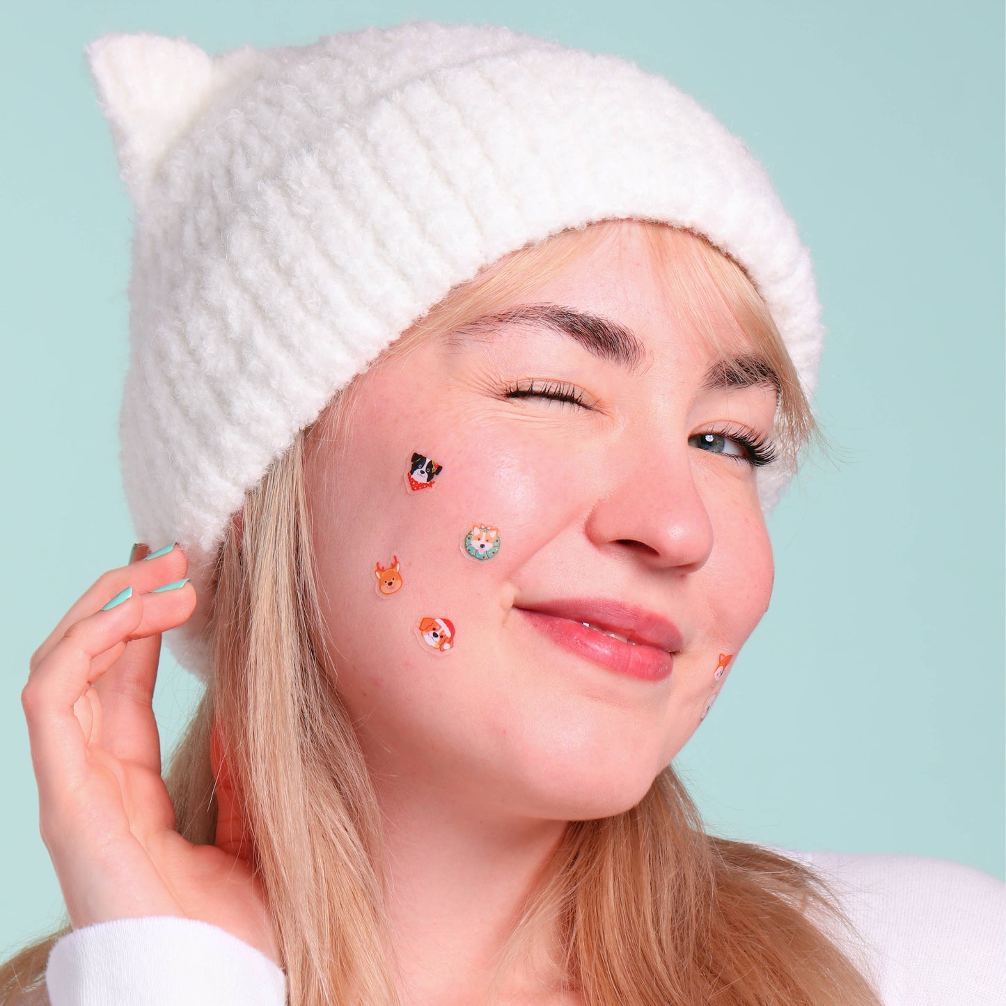 “Frosty & Furry Fix” 🐧❄️ Holiday Hydrocolloid Pimple Patches by SpaLife