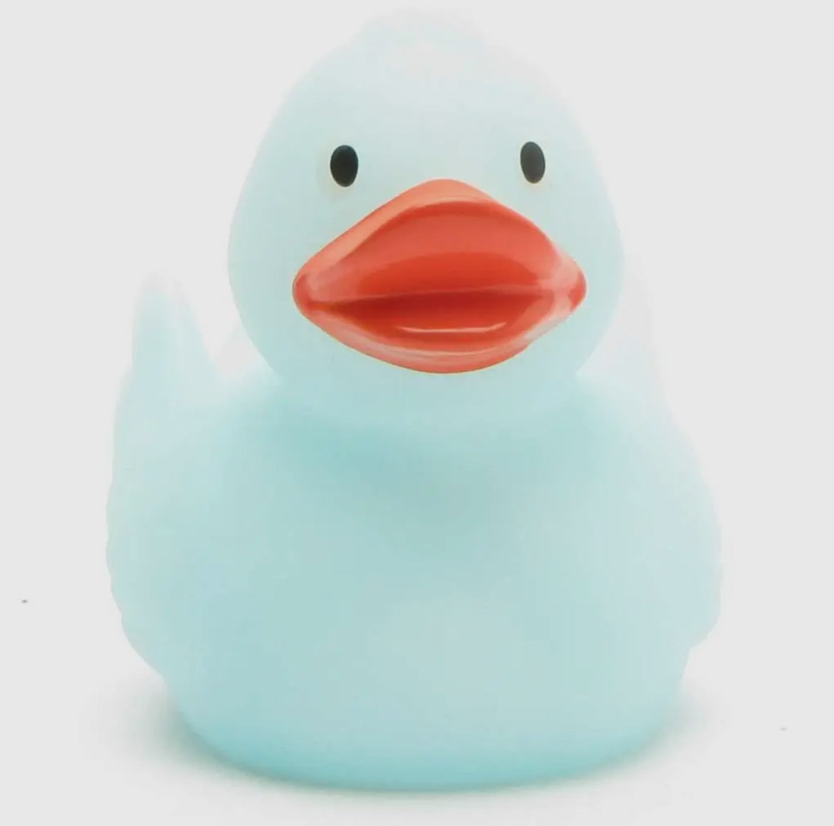 Glow-in-the-dark rubber duck that lasts up to 6 hours, perfect for bath time fun! Available in various colors and types. Dimensions: L: 7.5cm, W: 6.5cm, H: 7cm, featuring a squeak hole. Recommended for ages 18 months and older