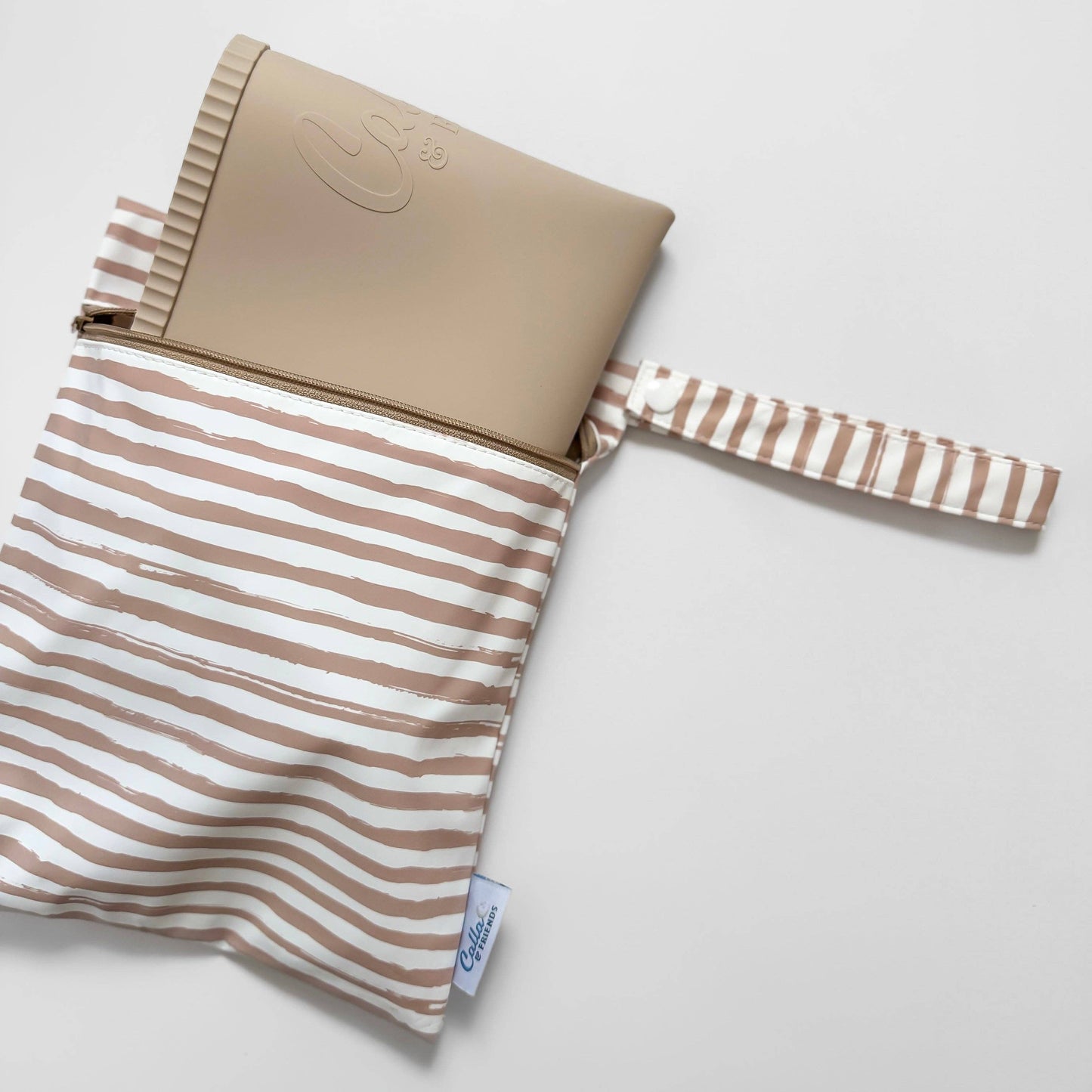 "Tidy Traveler" 🍽️ Slate Blue Brush Stripe Placemat Set by Calla & Friends