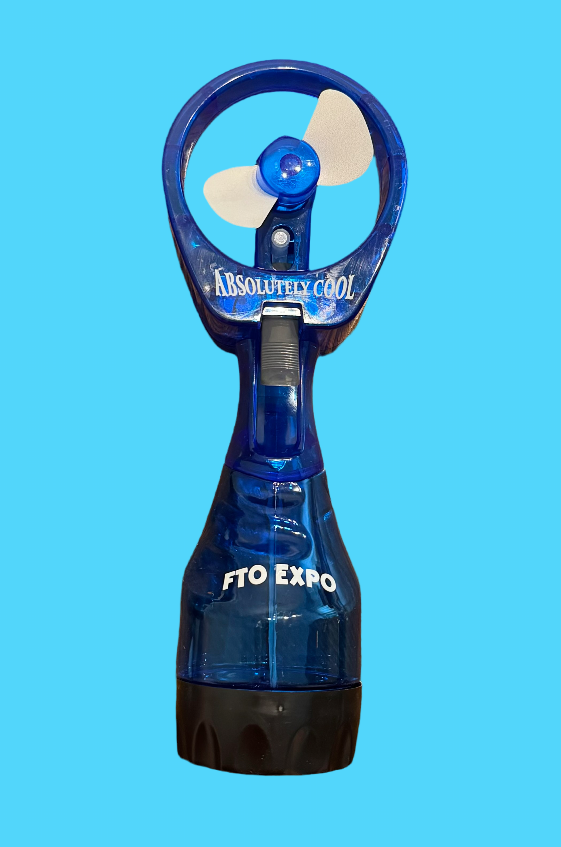 Personalized mini misting fan, perfect for parties and outdoor outings. This portable, battery-operated fan provides a fine mist of cold water and features a powerful motor for a refreshing breeze. Ideal for kids at the beach, park, or theme parks, with colorful designs for everyone.