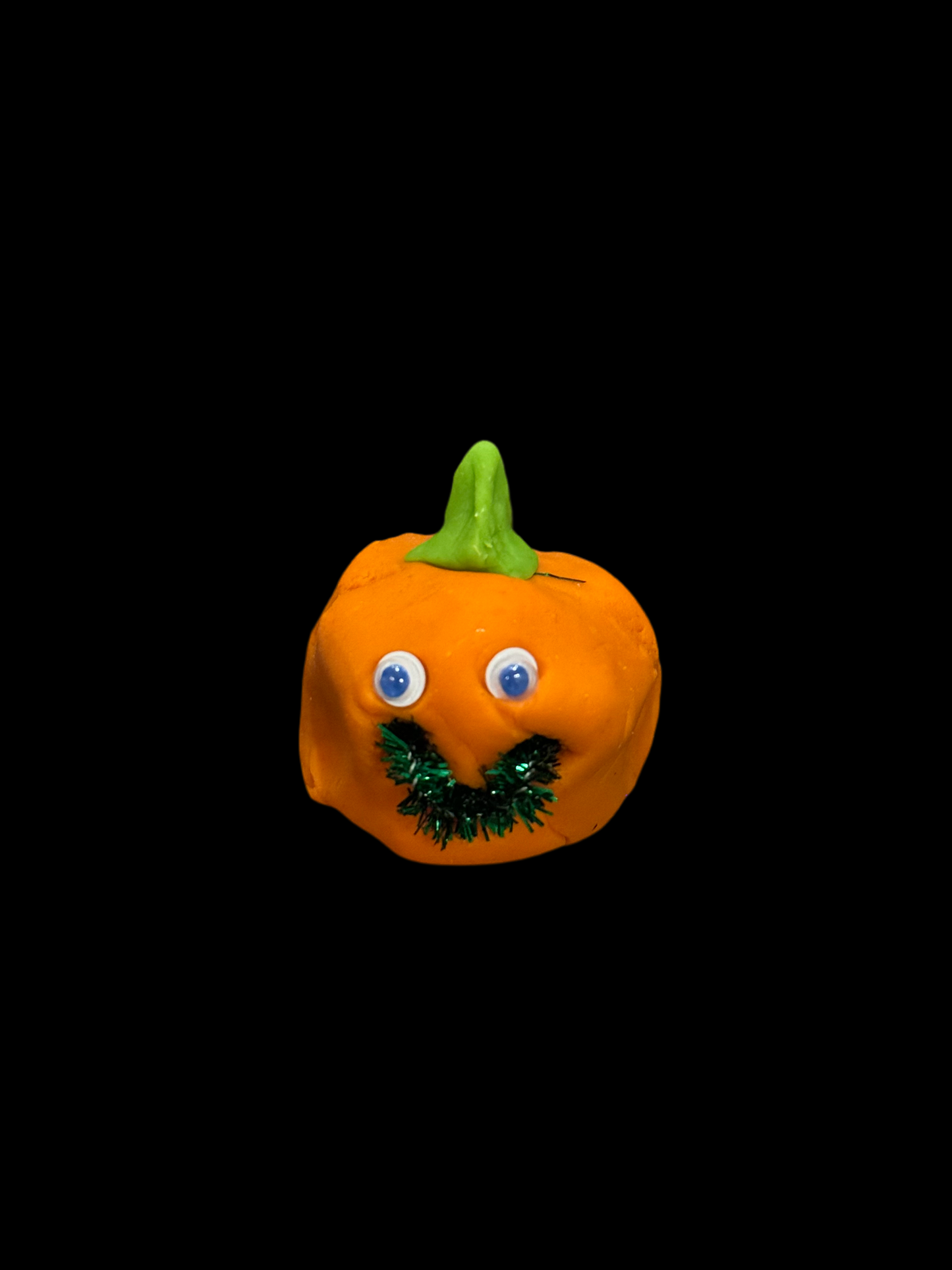 Halloween Sensory Kit for kids, spooky themed activities including witch, pumpkin, and alien themes, promoting fine motor skills and creativity.