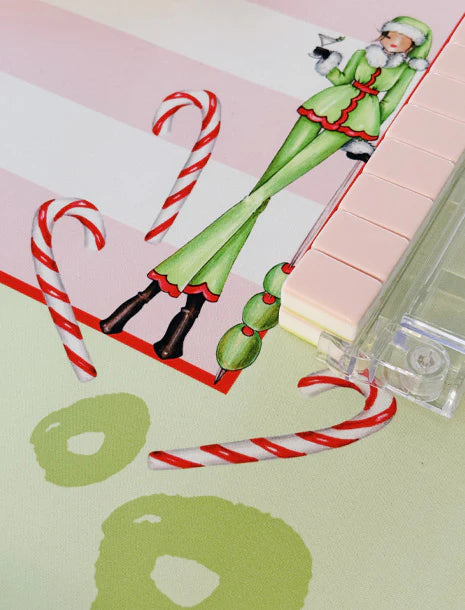 Bright and cheery Christmas Mahjong mat