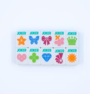 Mahjong set with clear top and colorful layered design