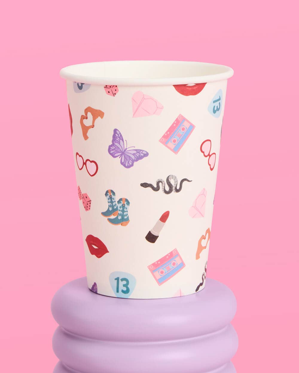 24-pack of Taylor-inspired 12 oz. white paper cups
