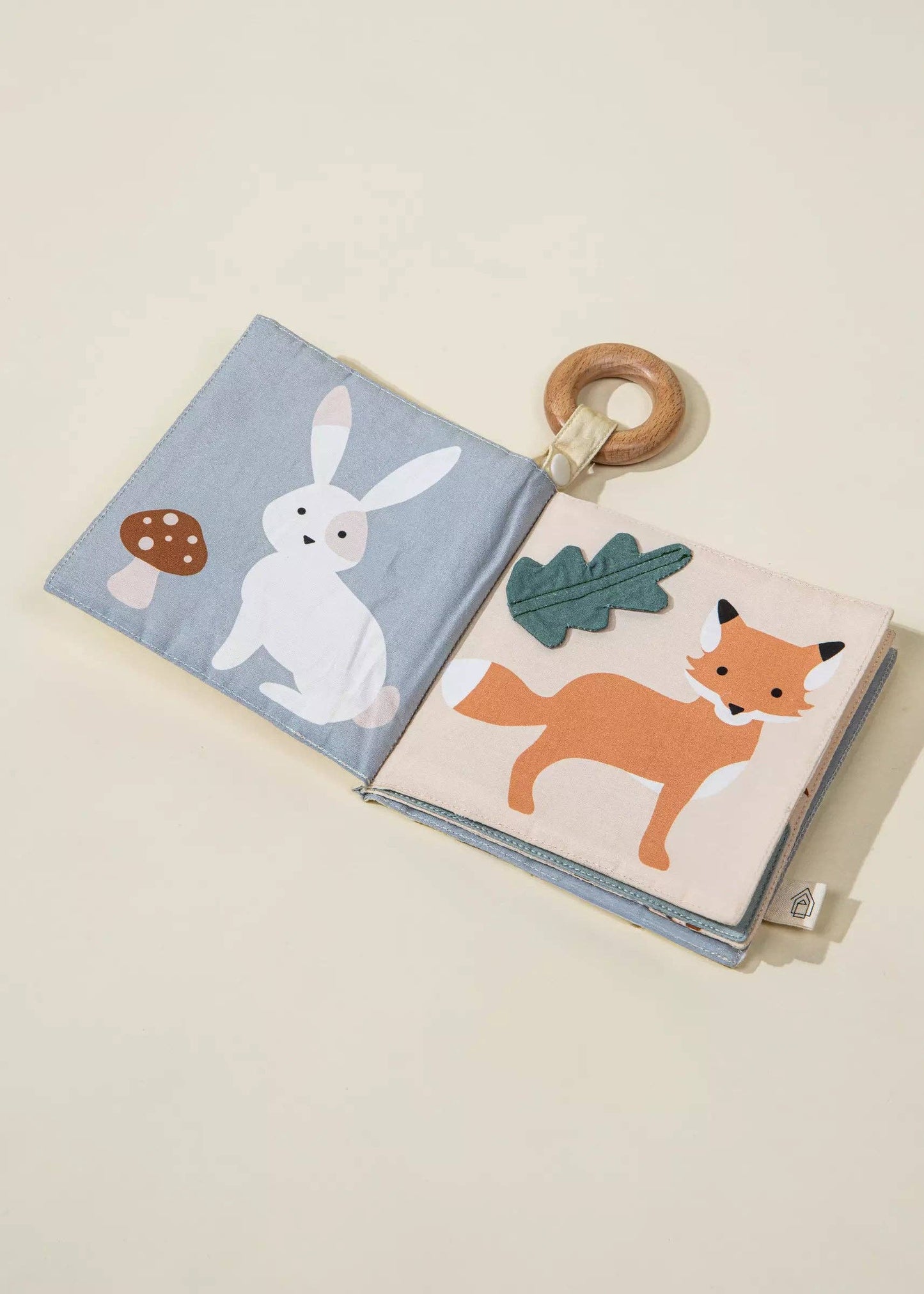 Complete newborn gift set for new parents