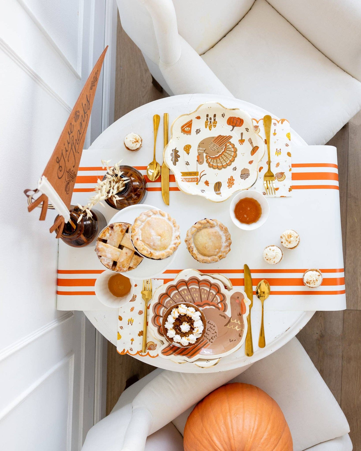 “Talk Turkey” 🦃 Thanksgiving Shaped Plates
