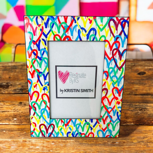 Handcrafted resin heart photo frame 8x10, fits 5x7 photo, perfect for Valentine’s Day & gifts.