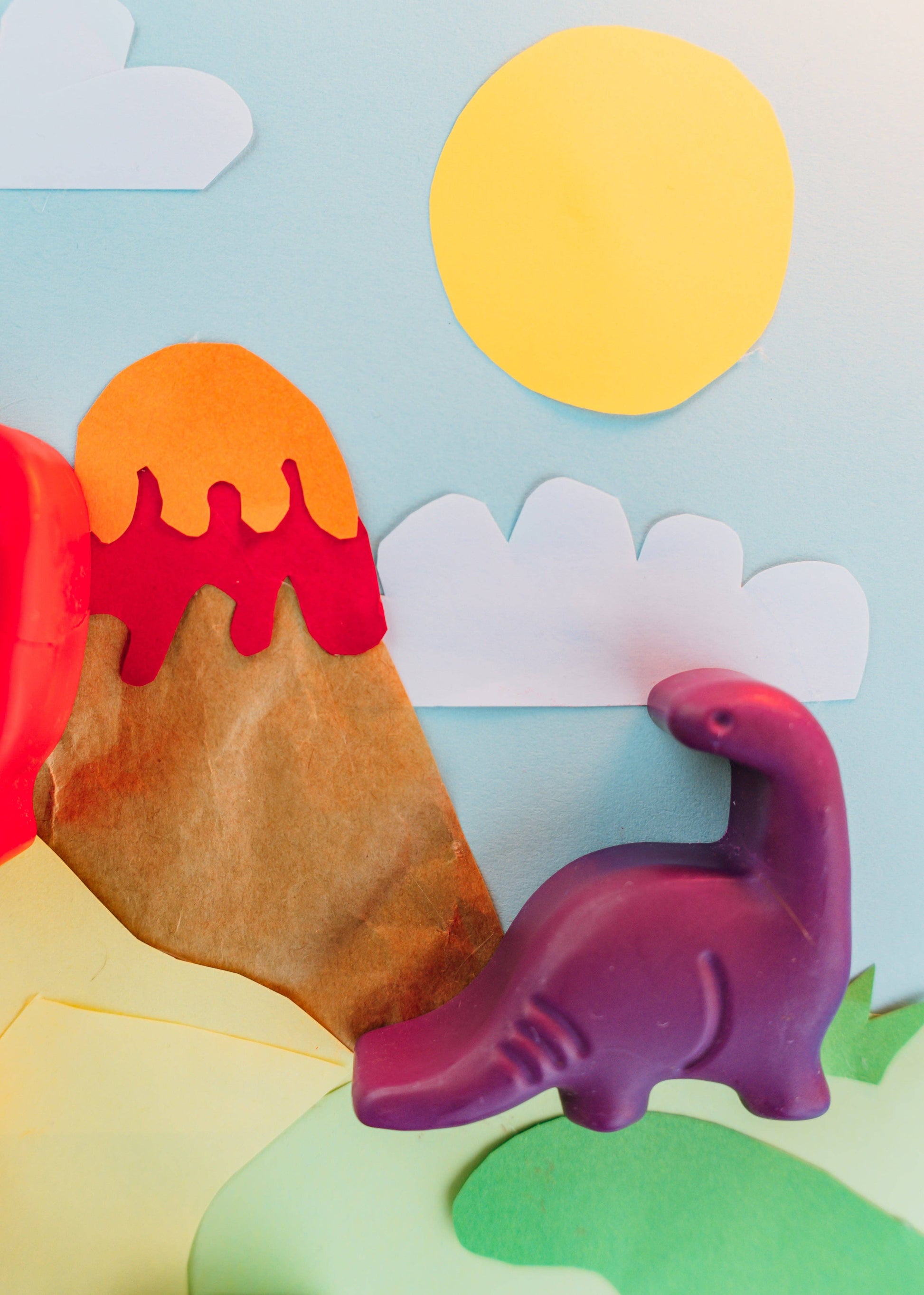 Kids crayon set dinosaur shapes creative play