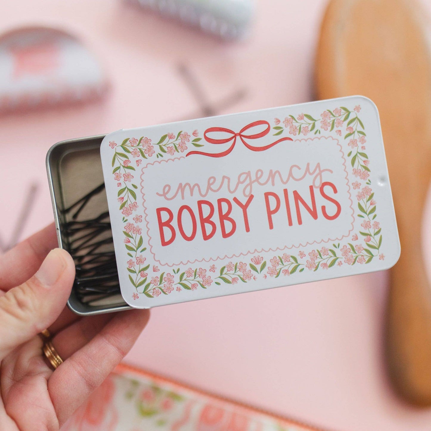 "Pin Emergency" 📌 Emergency Bobby Pins Travel Tin (60 Pins) by Pippi Post