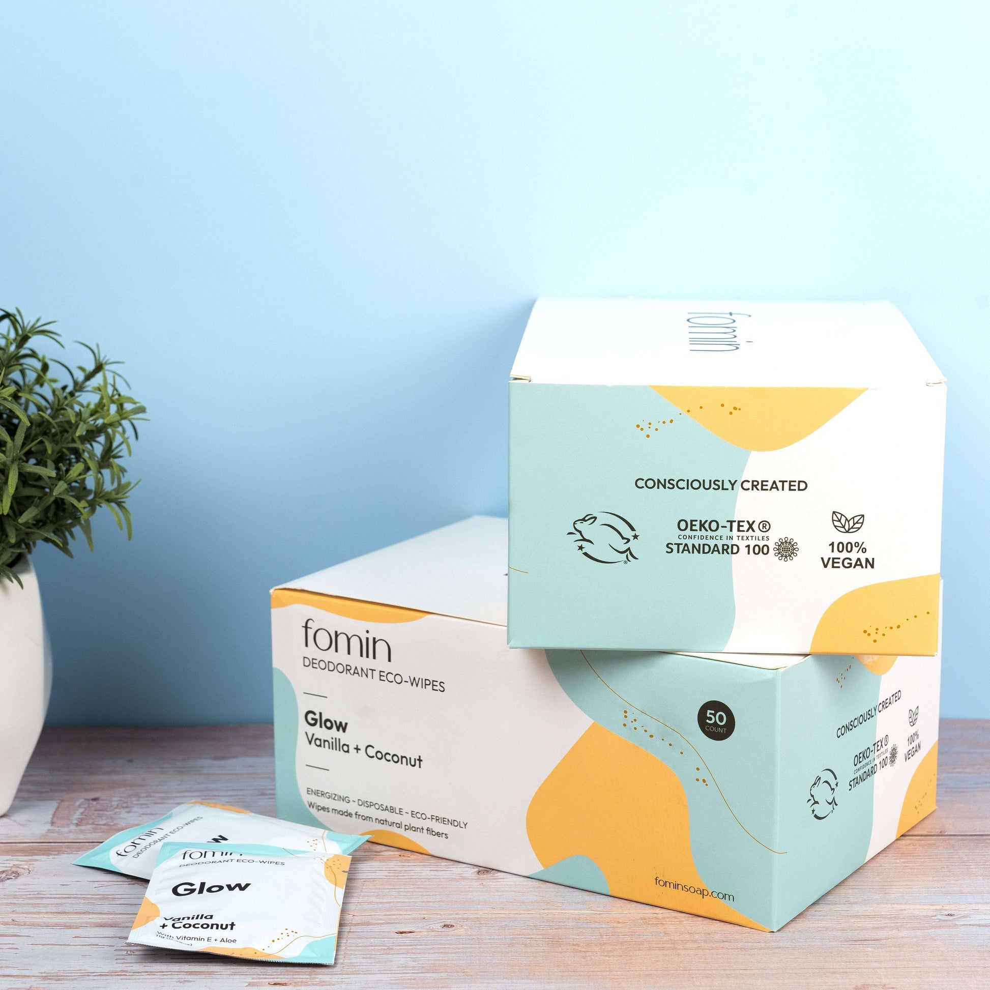On-the-go deodorant wipes with Vitamin E and aloe for fresh, clean skin