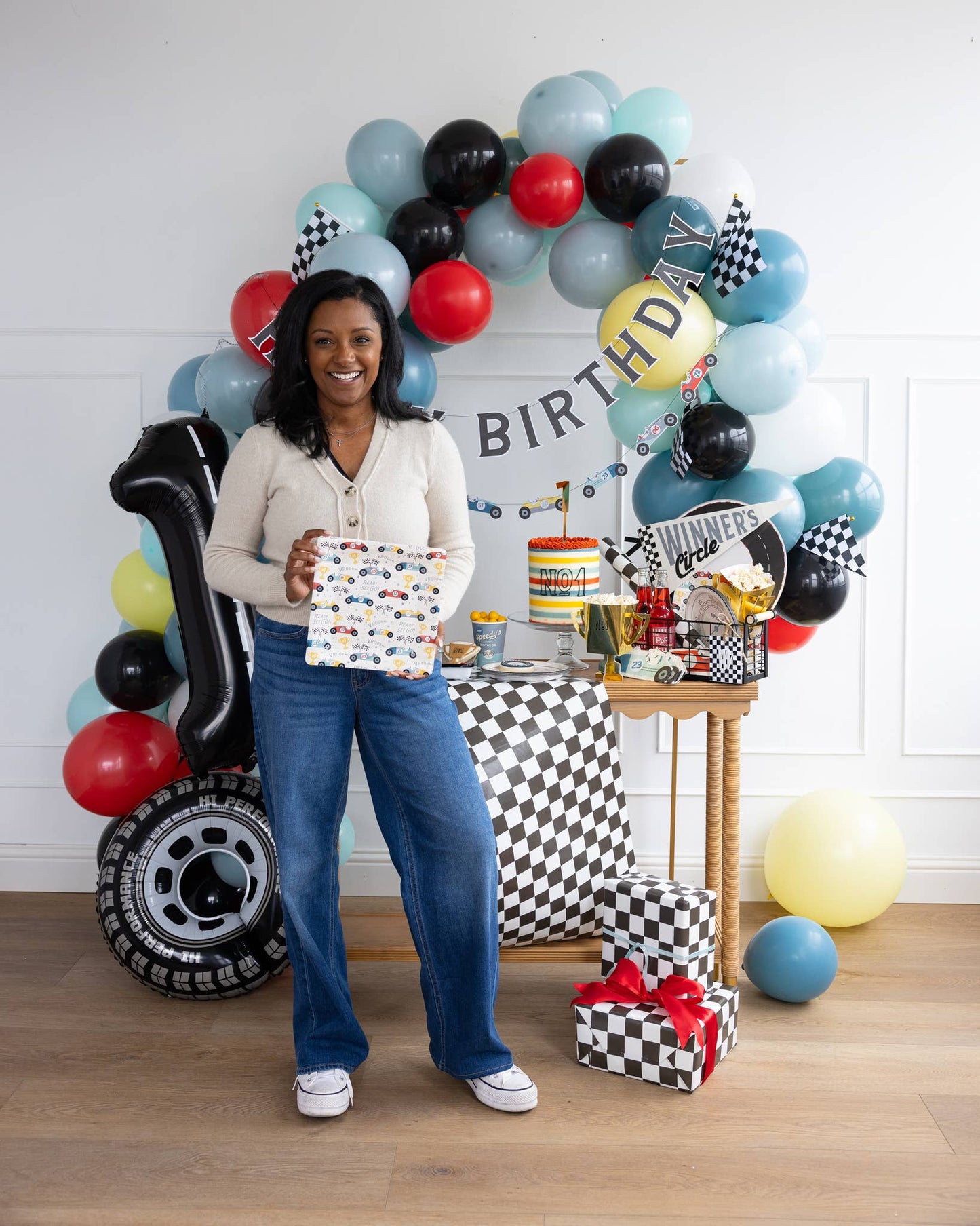 Race Car Birthday Plates – 8 paper plates, 9x9 inches, ideal for little racers’ parties.