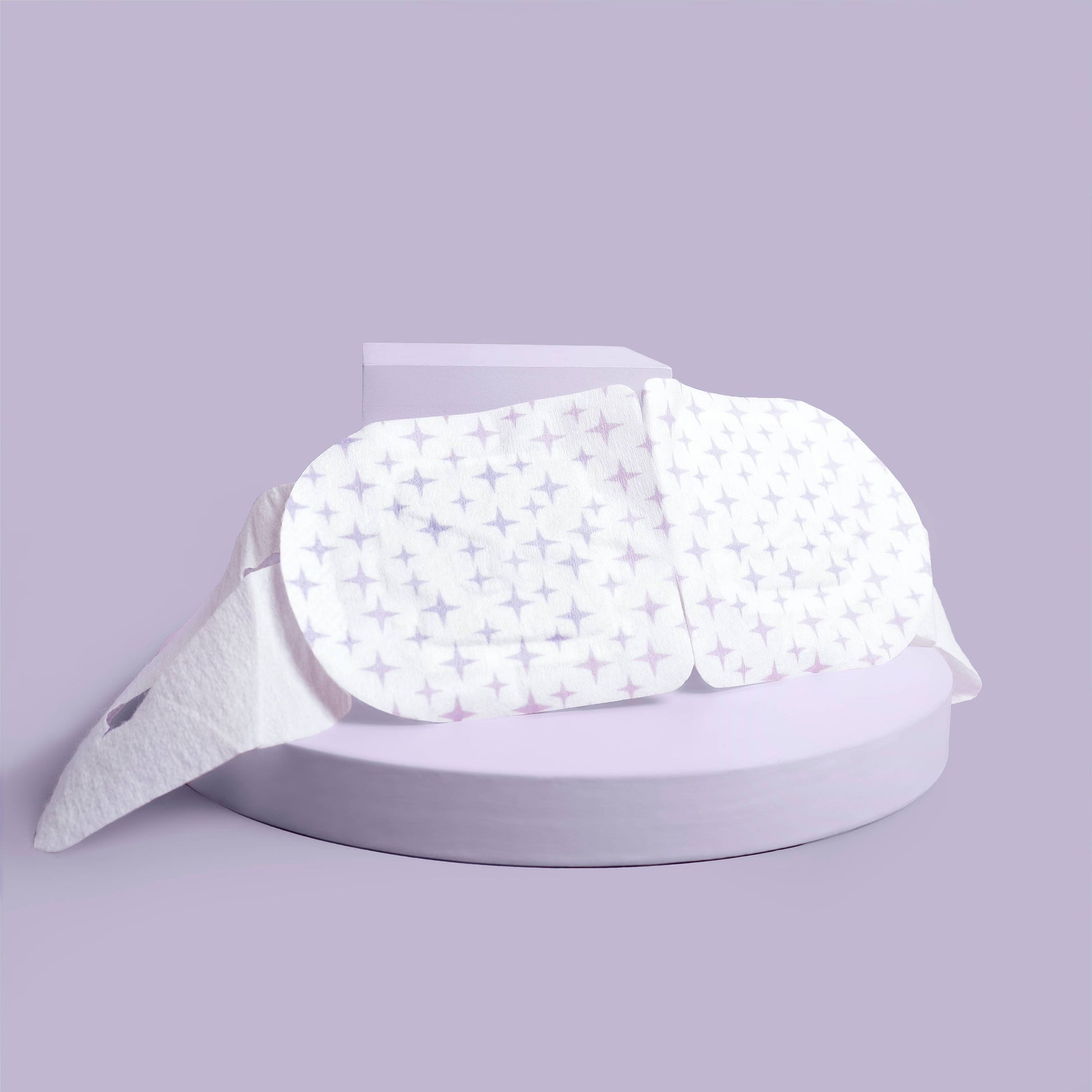 Self heating eye mask for relaxation