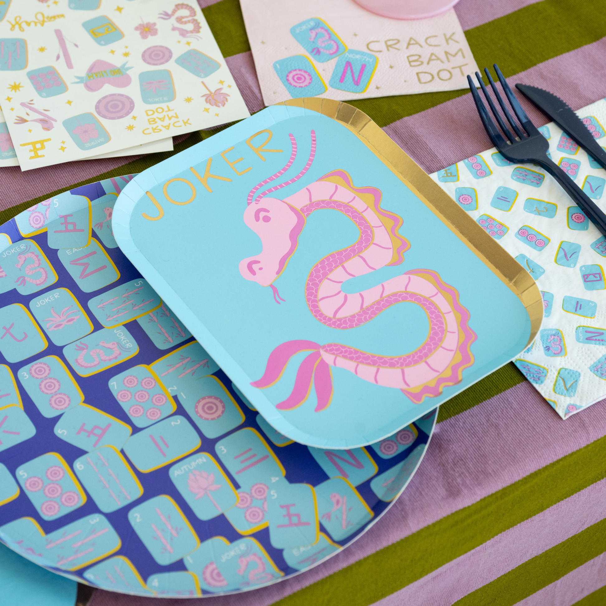 Pack of 8 Mahjong-inspired paper plates for game night tables