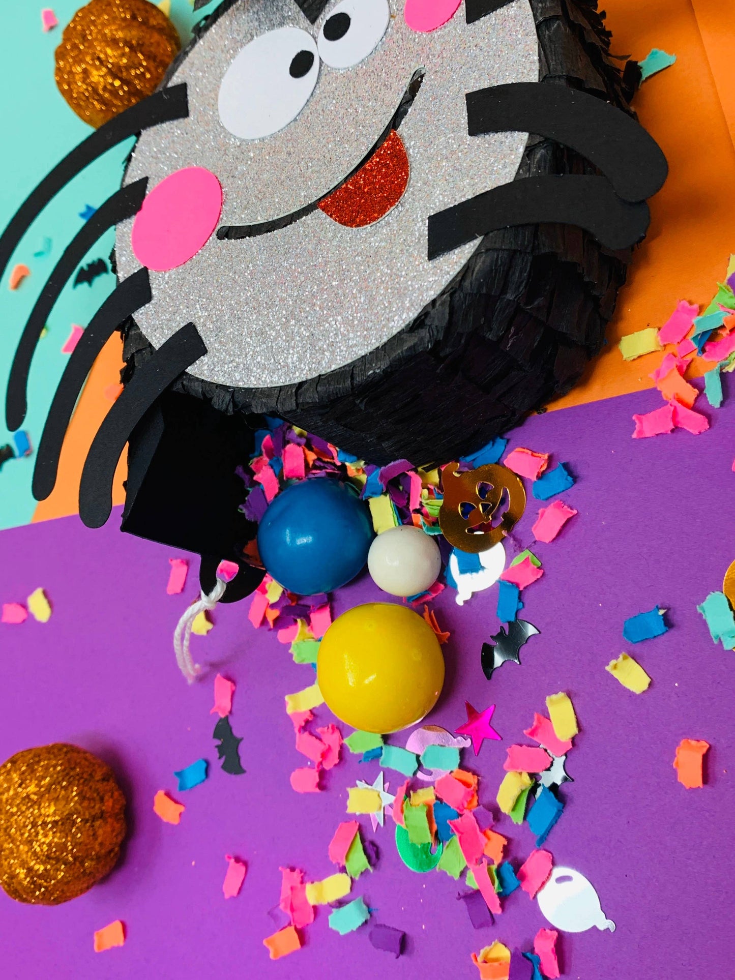 “Charlotte” 🕷️ Mini Spider Piñata Halloween Indoor Decoration