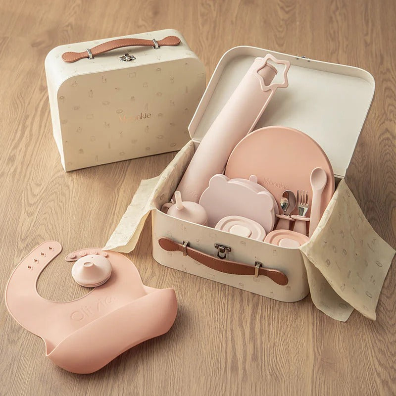 Silicone Baby Feeding Set – BPA-Free Suction Bowl, Plate, Bib & Sippy Cup for 4M+ Babies! 