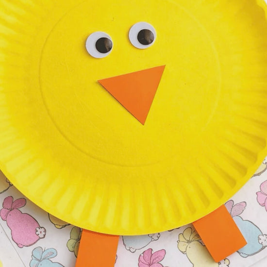 Easter classroom craft with paper plate chicks