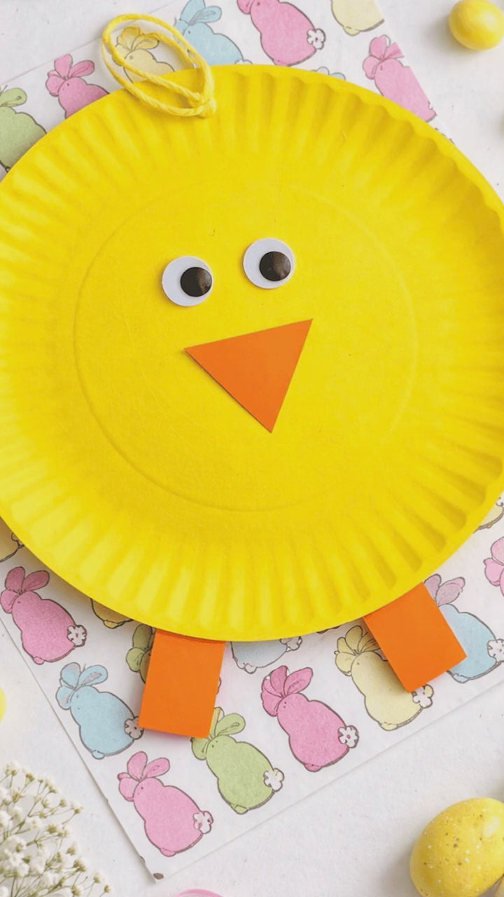 Easter classroom craft with paper plate chicks